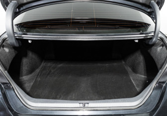 Подержанный автомобиль Toyota Avalon 2022 года (25 фото)