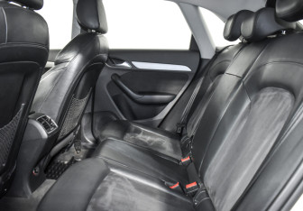Подержанный автомобиль Audi Q3 2014 года (12 фото)