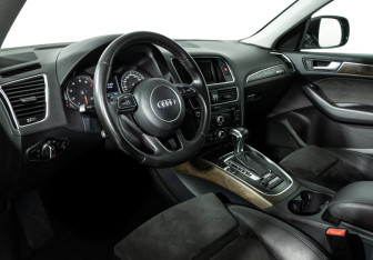 Подержанный автомобиль Audi Q5 2014 года (11 фото)
