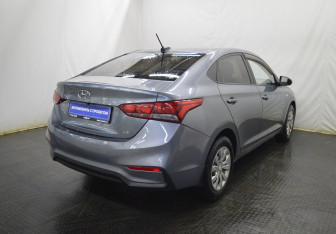 Подержанный автомобиль Hyundai Solaris Sedan 2020 года (5 фото)