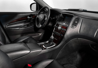 Подержанный автомобиль Infiniti QX50 2013 года (13 фото)