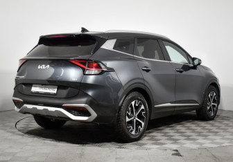 Подержанный автомобиль Kia Sportage 2023 года (5 фото)