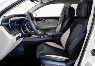 Новый Hongqi HS5 2024 (24 фото)