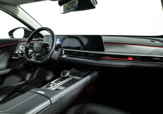 Подержанный автомобиль Chery Arrizo 8 2023 года (9 фото)