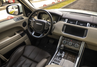 Подержанный автомобиль Land Rover Range Rover Sport 2017 года (10 фото)