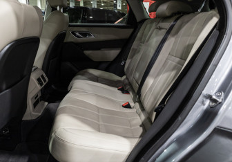 Подержанный автомобиль Land Rover Range Rover Velar 2021 года (17 фото)