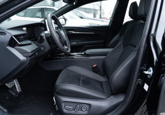 Новый Toyota Camry Sedan 2026 (8 фото)