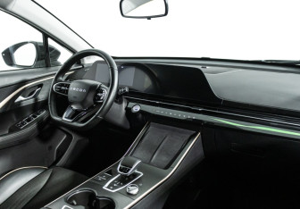 Подержанный автомобиль Omoda C5 2023 года (9 фото)