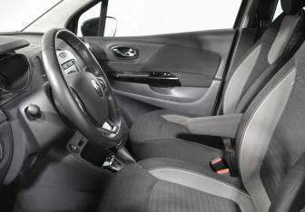Подержанный автомобиль Renault Kaptur 2017 года (10 фото)
