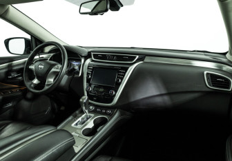 Подержанный автомобиль Nissan Murano Suv 2019 года (9 фото)