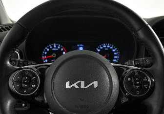 Подержанный автомобиль Kia Soul 2021 года (18 фото)