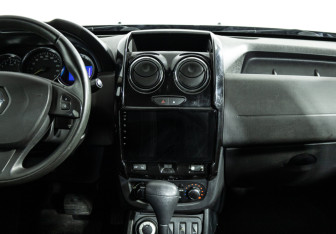 Подержанный автомобиль Renault Duster 2015 года (14 фото)