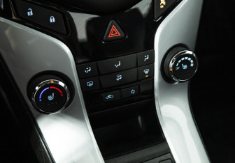 Подержанный автомобиль Chevrolet Cruze Sedan 2013 года (15 фото)