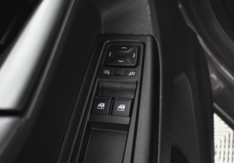 Подержанный автомобиль LADA (ВАЗ) Vesta Sedan 2016 года (17 фото)