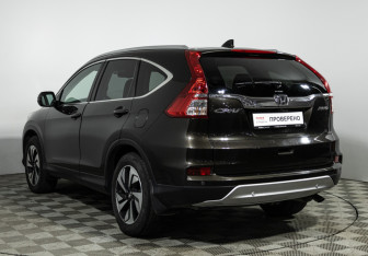 Подержанный автомобиль Honda CR-V 2015 года (7 фото)