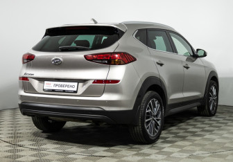 Подержанный автомобиль Hyundai Tucson 2020 года (5 фото)