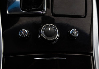 Подержанный автомобиль Infiniti M Sedan 2012 года (21 фото)