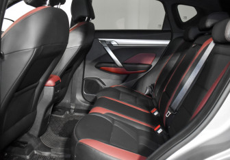 Подержанный автомобиль Geely Coolray 2023 года (11 фото)