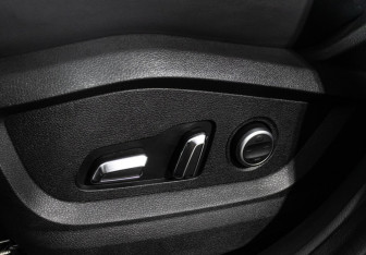 Подержанный автомобиль Exeed LX 2024 года (20 фото)