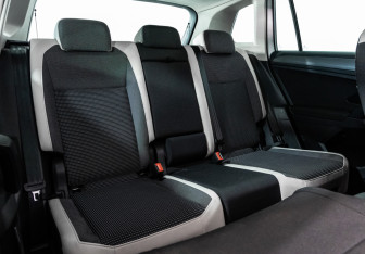 Подержанный автомобиль Volkswagen Tiguan 2018 года (22 фото)