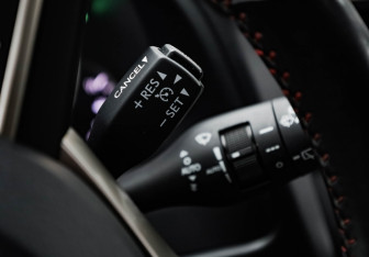 Подержанный автомобиль Lexus RX 2017 года (15 фото)