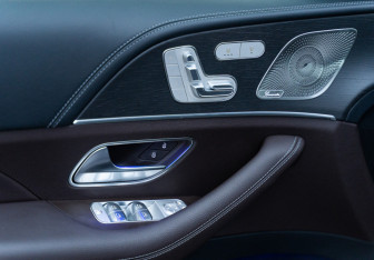 Новый Mercedes-Benz GLE 2024 (18 фото)