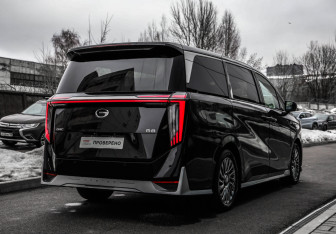 Подержанный автомобиль GAC M8 2024 года (5 фото)