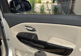 Подержанный автомобиль Kia Carnival 2019 года (18 фото)