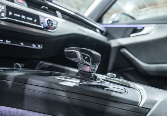 Подержанный автомобиль Audi A4 allroad 2020 года (19 фото)