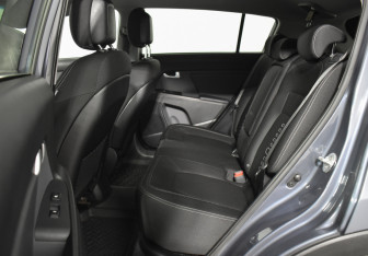 Подержанный автомобиль Kia Sportage 2014 года (11 фото)