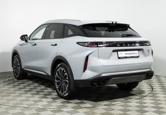 Подержанный автомобиль Exeed RX 2023 года (7 фото)