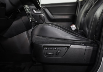 Подержанный автомобиль Land Rover Freelander 2012 года (21 фото)
