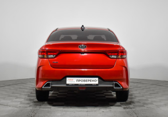 Подержанный автомобиль Kia Rio Sedan 2020 года (6 фото)