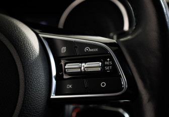 Подержанный автомобиль Kia Ceed Hatchback 2020 года (11 фото)