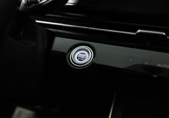 Подержанный автомобиль Omoda C5 2022 года (21 фото)