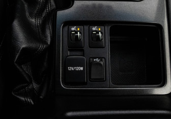 Подержанный автомобиль Toyota Land Cruiser Prado 2016 года (18 фото)