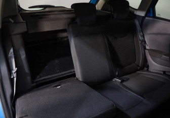 Подержанный автомобиль Renault Kaptur 2017 года (21 фото)