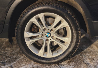 Подержанный автомобиль BMW X4 2015 года (12 фото)