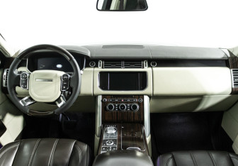 Подержанный автомобиль Land Rover Range Rover 2015 года (13 фото)