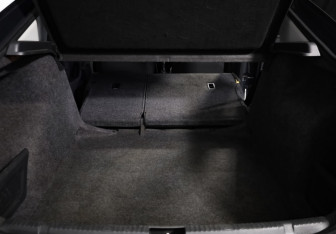 Подержанный автомобиль Skoda Rapid Liftback 2016 года (22 фото)