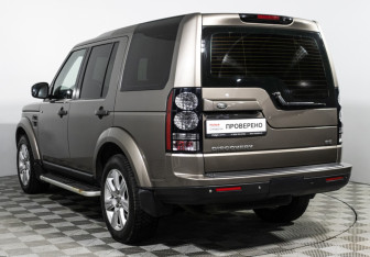 Подержанный автомобиль Land Rover Discovery 2014 года (7 фото)