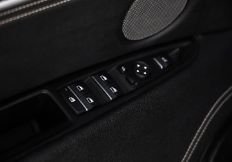 Подержанный автомобиль BMW X6 2019 года (26 фото)