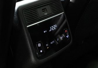 Подержанный автомобиль Exeed VX 2022 года (21 фото)