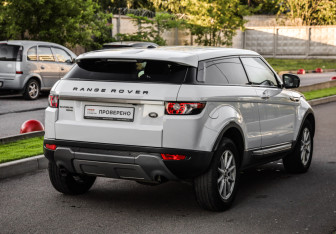 Подержанный автомобиль Land Rover Range Rover Evoque 2012 года (6 фото)