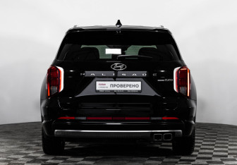 Подержанный автомобиль Hyundai Palisade 2022 года (9 фото)