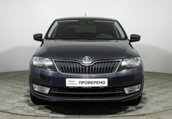 Подержанный автомобиль Skoda Rapid Liftback 2014 года (2 фото)