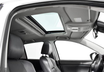 Подержанный автомобиль Mazda CX-5 2013 года (19 фото)