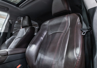 Подержанный автомобиль Lexus RX 2020 года (12 фото)