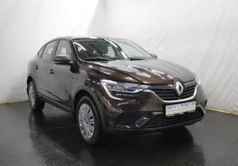 Подержанный автомобиль Renault Arkana 2019 года (3 фото)