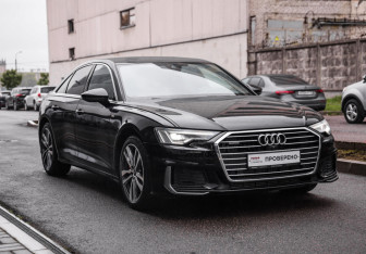 Подержанный автомобиль Audi A6 Sedan 2021 года (5 фото)